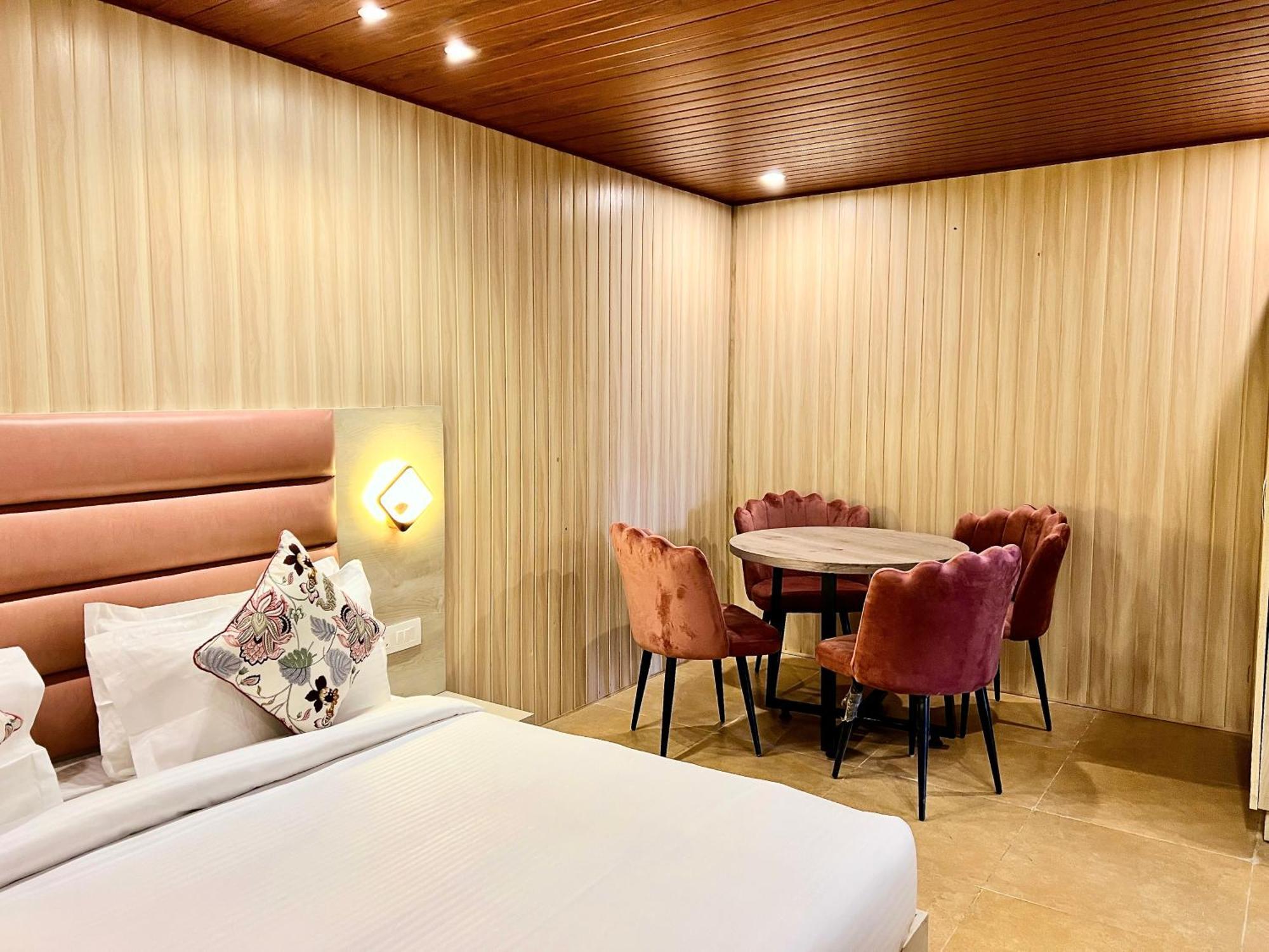 Hotel Pride Inn - 800 Mts From Mall Road Mussoorie Ngoại thất bức ảnh