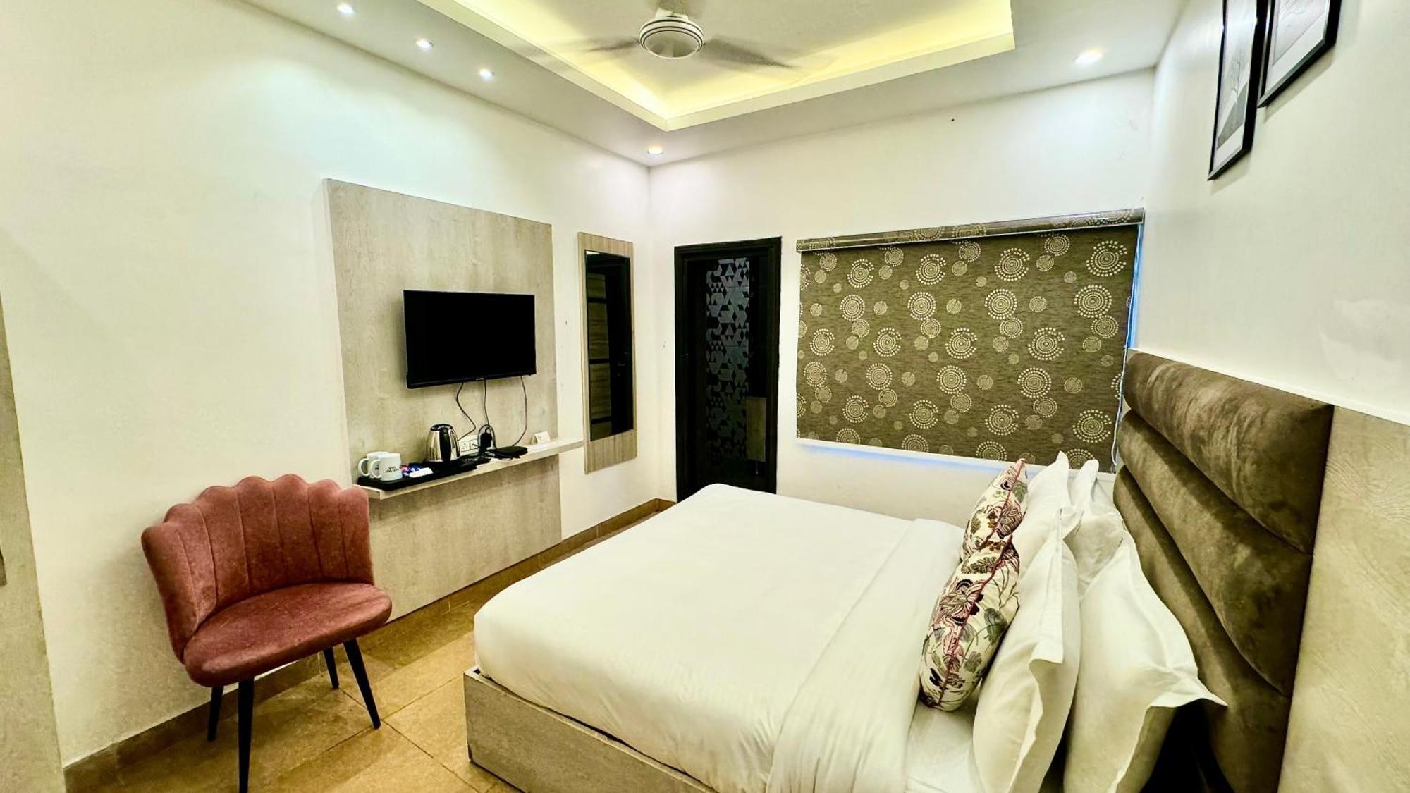 Hotel Pride Inn - 800 Mts From Mall Road Mussoorie Ngoại thất bức ảnh