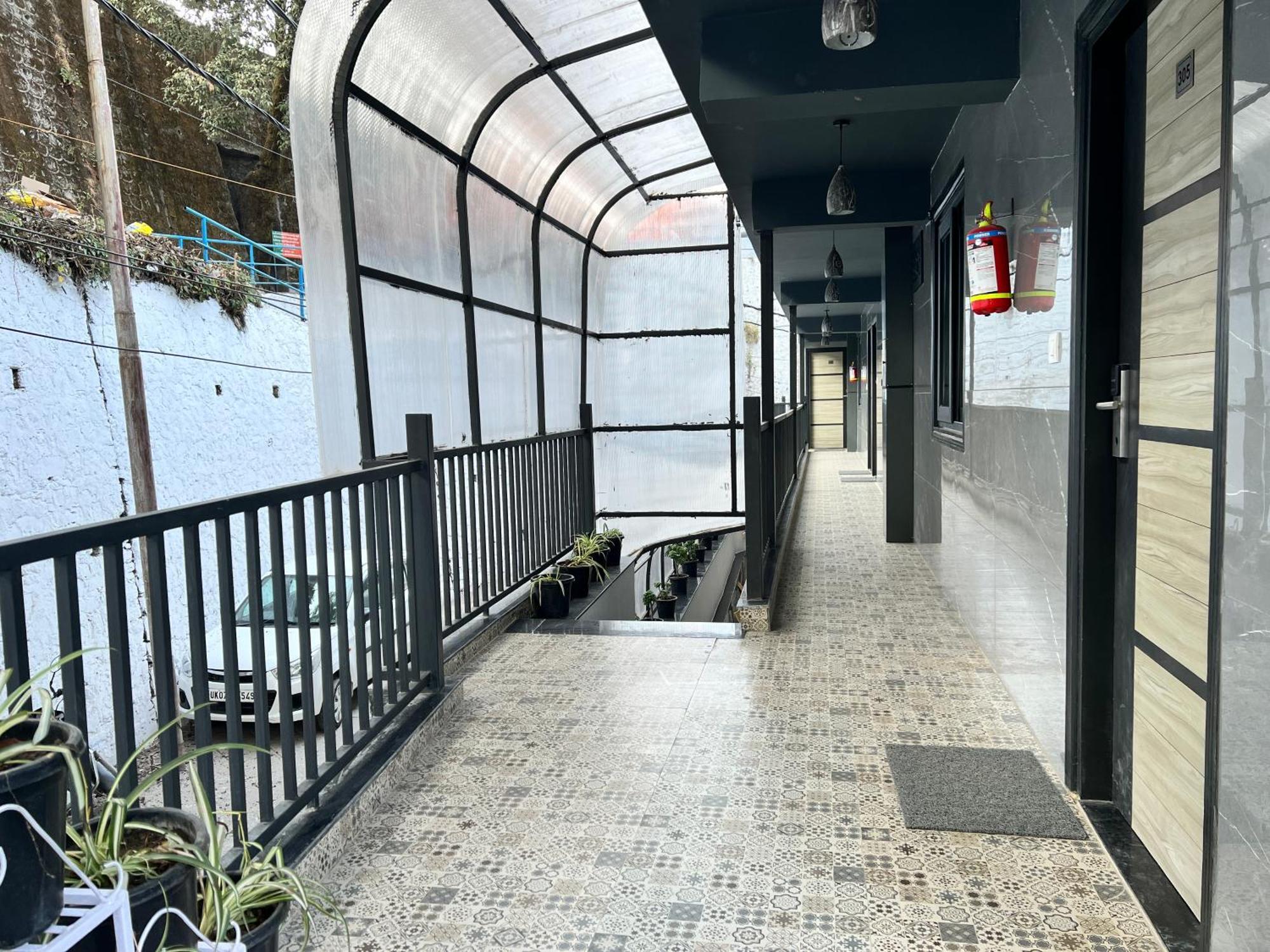 Hotel Pride Inn - 800 Mts From Mall Road Mussoorie Ngoại thất bức ảnh